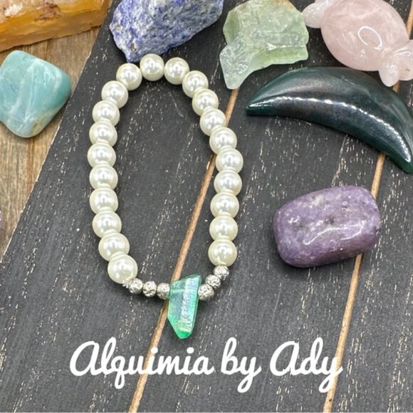 Alquimia Jewelry - Chunky colorful big crystal pearls and mystic quartz bracelet maxiamlism